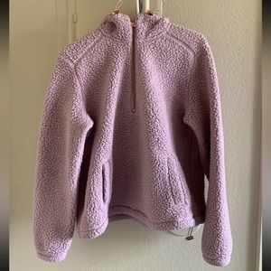 Old Navy fleece sweater